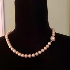 VINTAGE CROWN TRIFARI FAUX PEARL BEAD NECKLACE